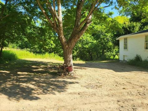 132 Lake Avenue Farmington ME 04938