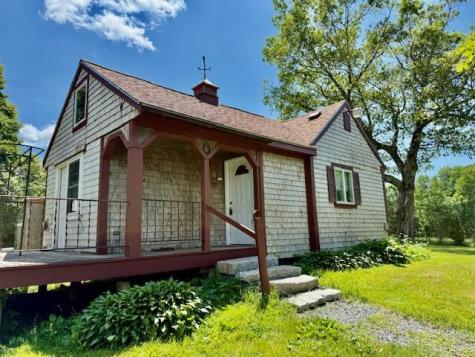 1361 Pleasant Street Blue Hill ME 04614