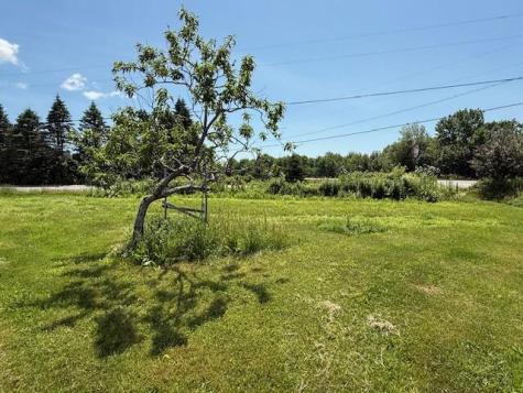 1361 Pleasant Street Blue Hill ME 04614