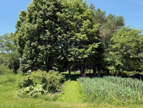 1361 Pleasant Street Blue Hill ME 04614