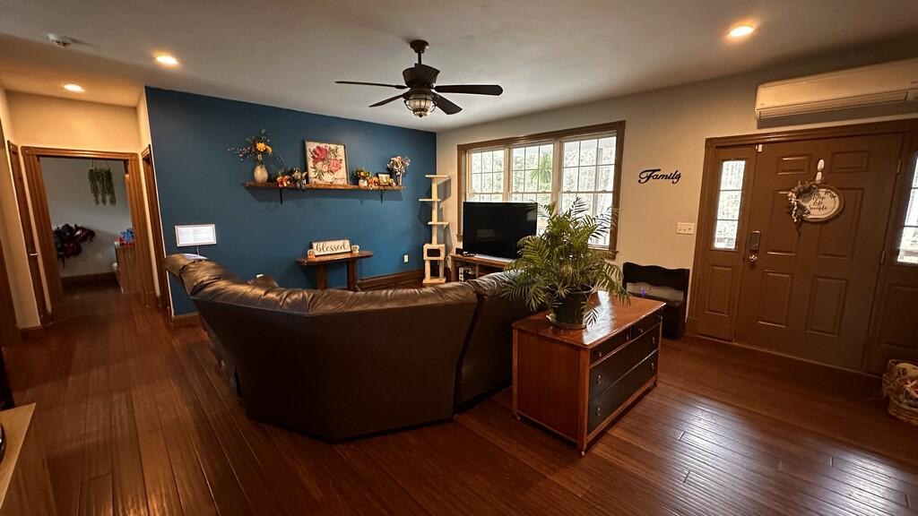 53 Oak Point Lane Greenbush ME 04418