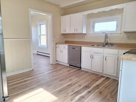 12 Central Avenue Sanford ME 04073