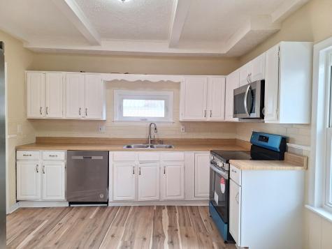 12 Central Avenue Sanford ME 04073