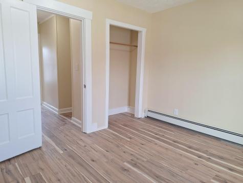 12 Central Avenue Sanford ME 04073