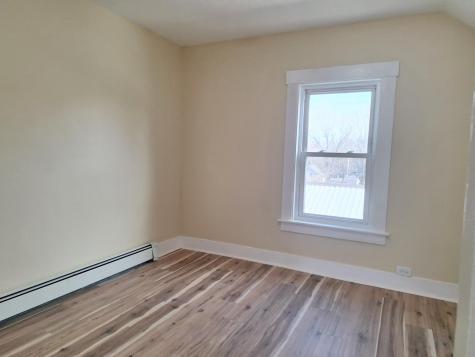 12 Central Avenue Sanford ME 04073