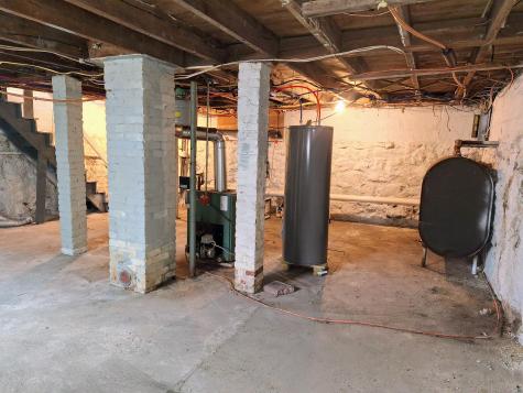 12 Central Avenue Sanford ME 04073