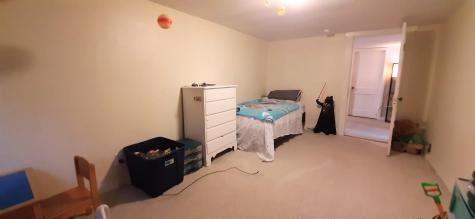 17 Gloria Avenue Lewiston ME 04240
