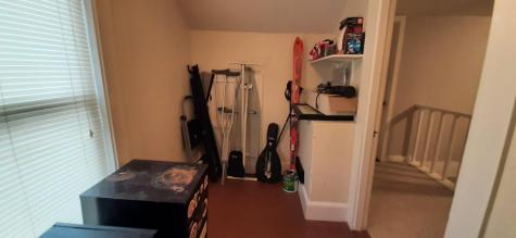 17 Gloria Avenue Lewiston ME 04240