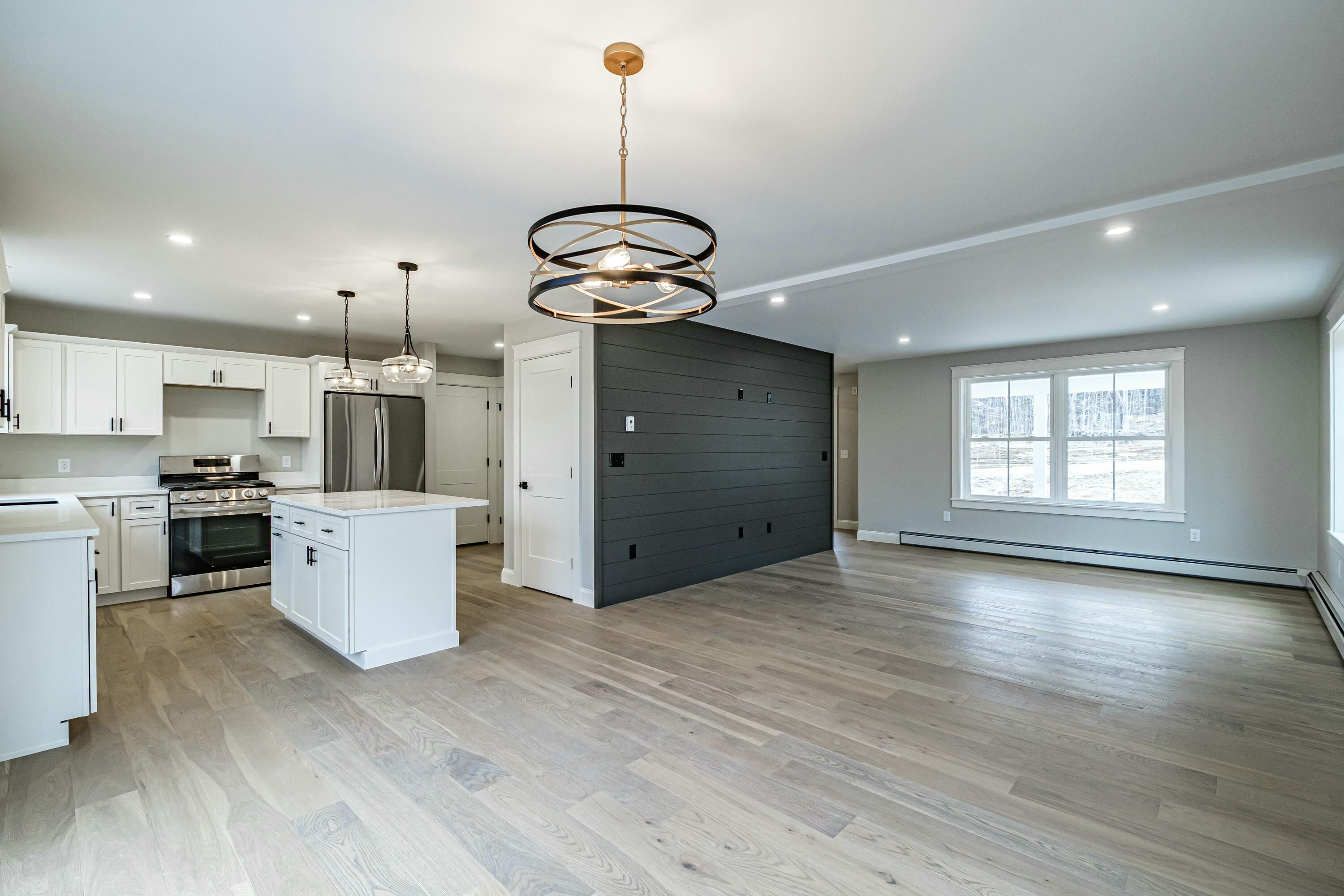 40 Woodbrey Lane Standish ME 04084