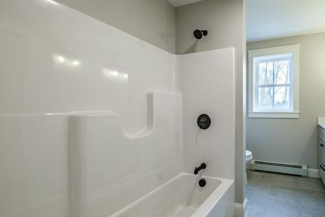 40 Woodbrey Lane Standish ME 04084