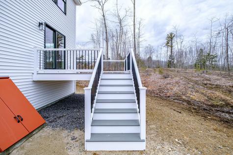 40 Woodbrey Lane Standish ME 04084