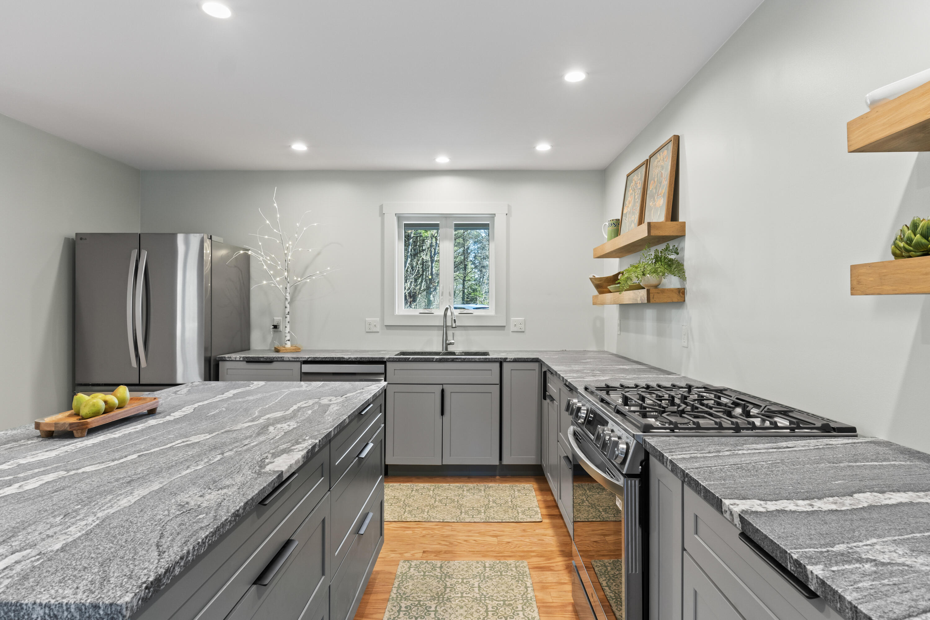 32 Wisteria Lane Harpswell ME 04079