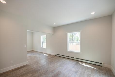 4 Streamside Drive Lewiston ME 04210