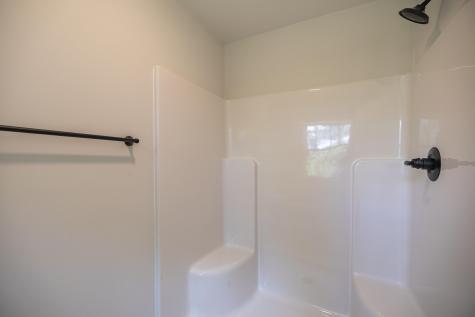 4 Streamside Drive Lewiston ME 04210