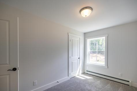 4 Streamside Drive Lewiston ME 04210