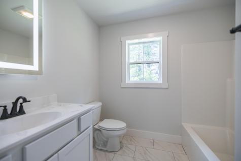 4 Streamside Drive Lewiston ME 04210