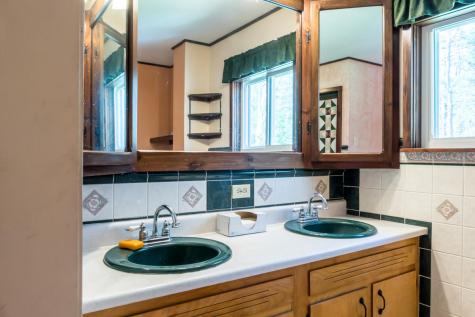 2 Mann Road Freeport ME 04032