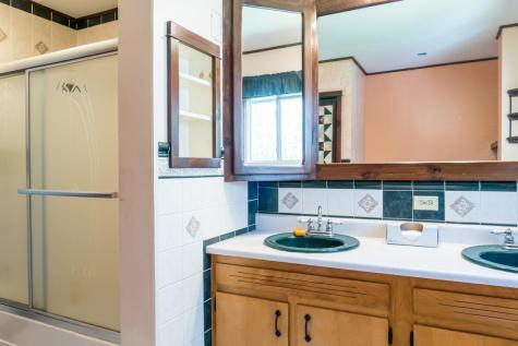 2 Mann Road Freeport ME 04032