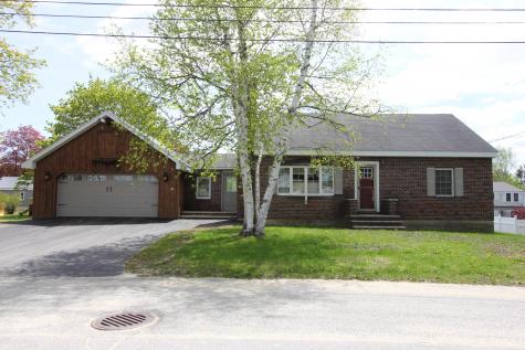 24 Edward Avenue Lewiston ME 04240
