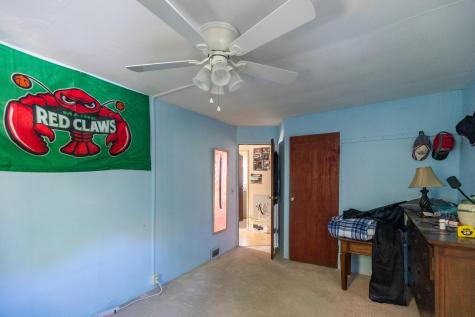 863 Minot Avenue Auburn ME 04210