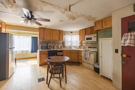 863 Minot Avenue Auburn ME 04210