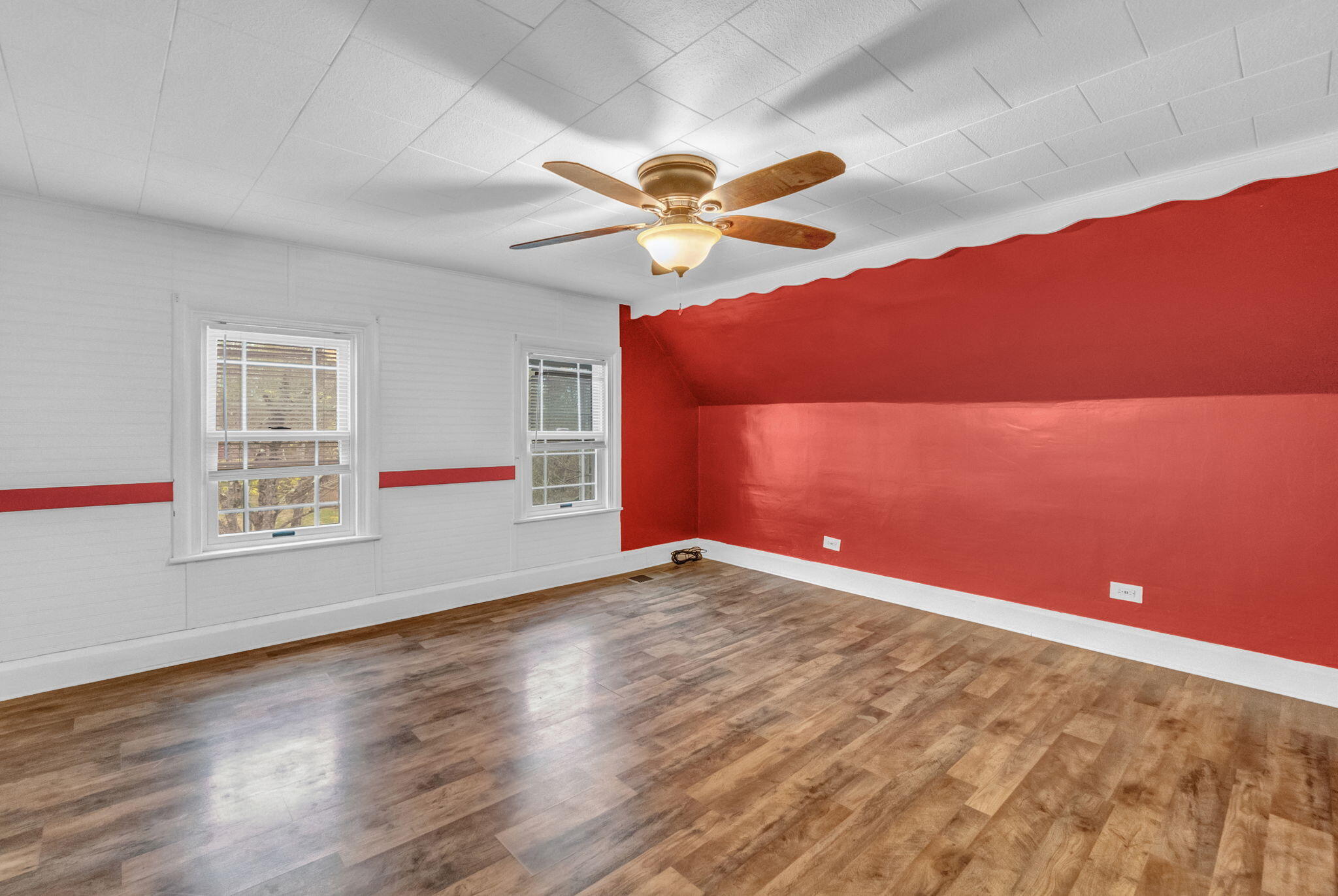 417 Main Road Bradford ME 04410