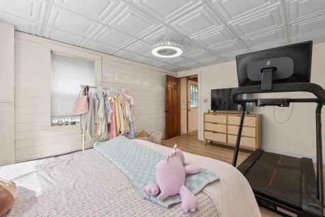 144 Weymouth Road New Gloucester ME 04260