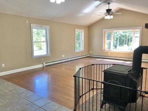 11 Johannas Lane Standish ME 04084