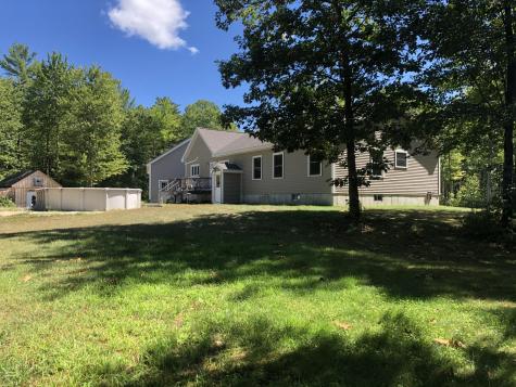 11 Johannas Lane Standish ME 04084