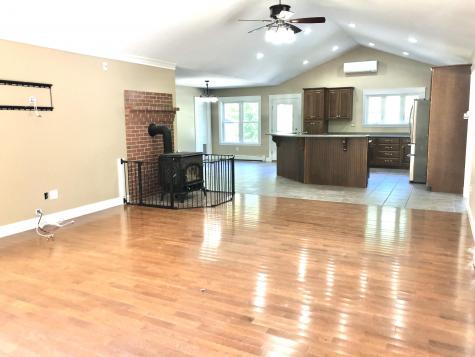 11 Johannas Lane Standish ME 04084