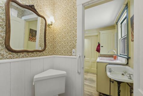 103 Chestnut Street Camden ME 04843