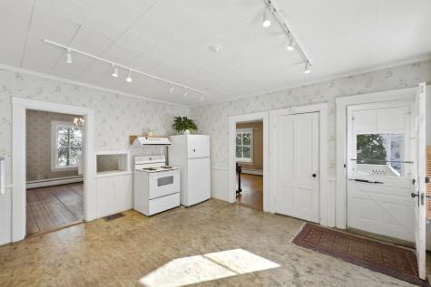 103 Chestnut Street Camden ME 04843