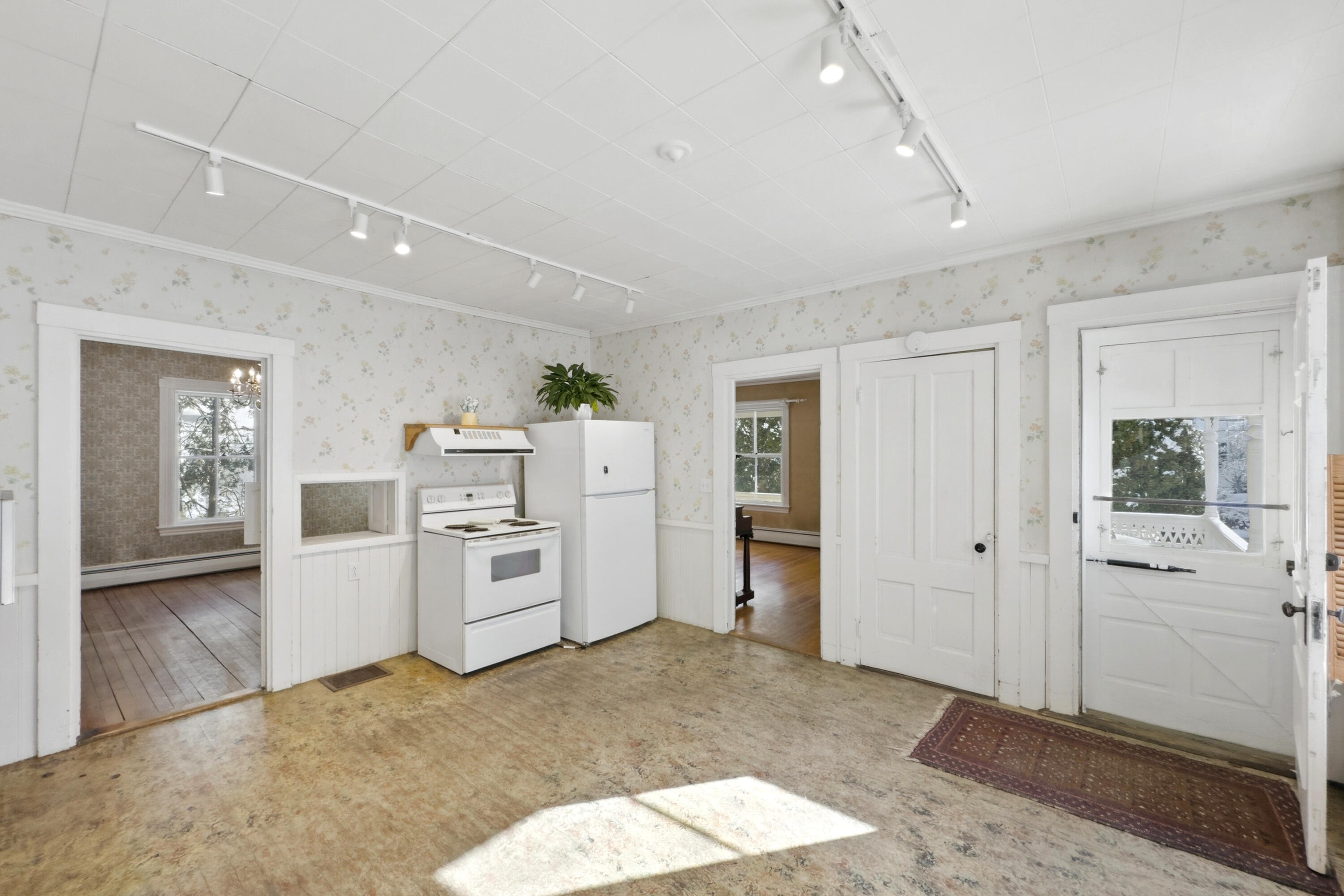 103 Chestnut Street Camden ME 04843