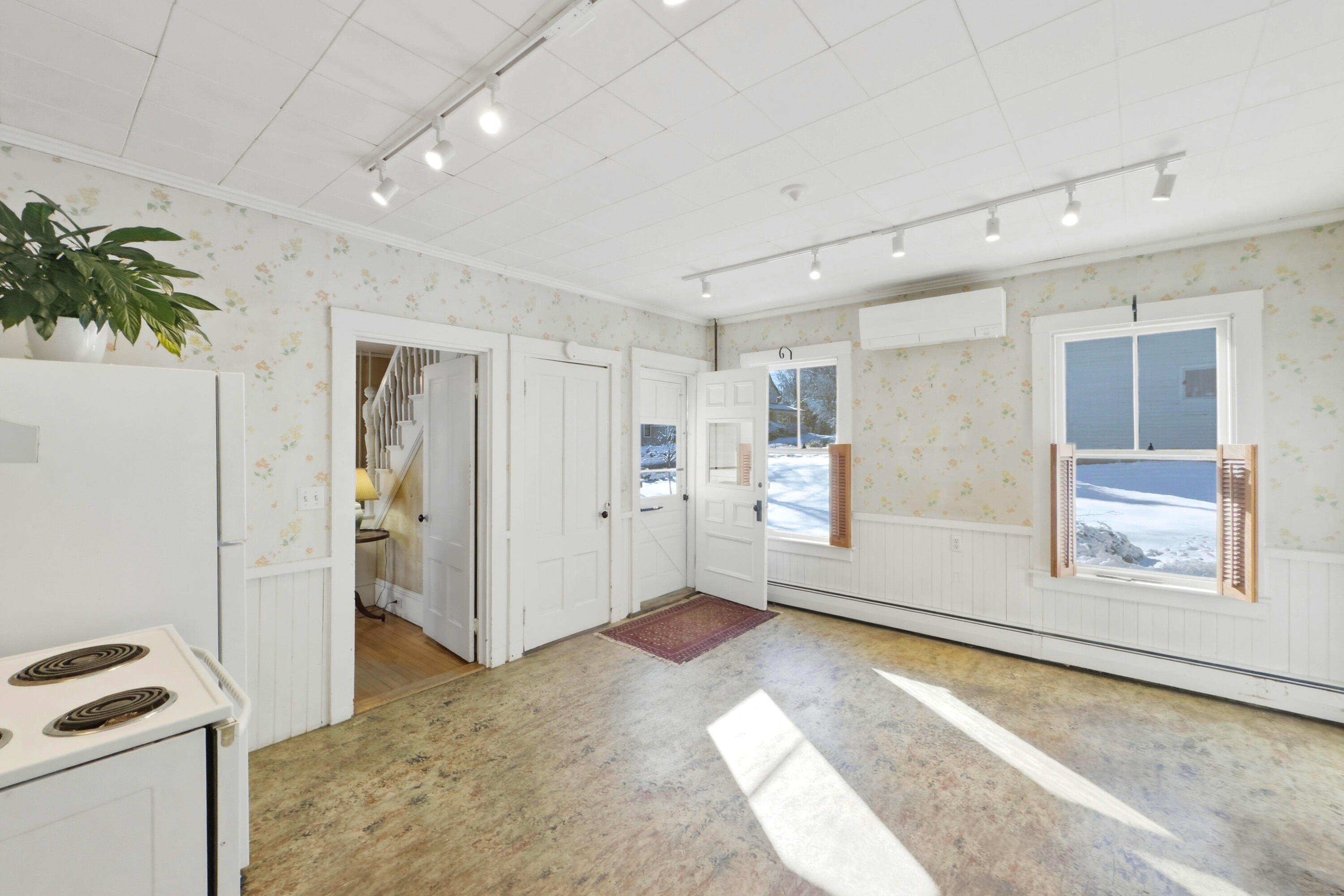 103 Chestnut Street Camden ME 04843