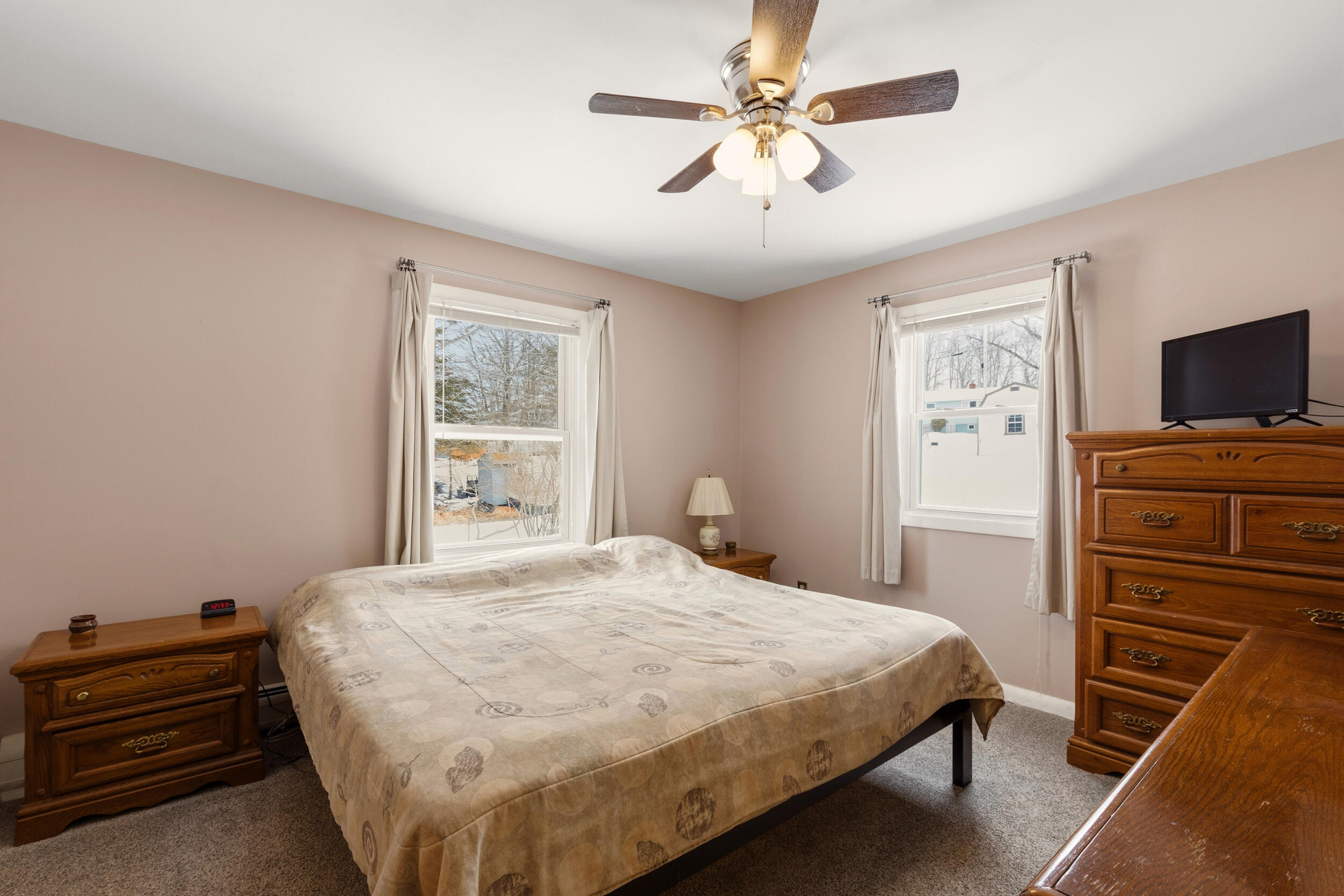 72 Louise Street Auburn ME 04210