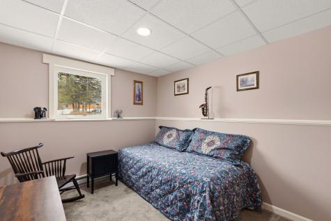 72 Louise Street Auburn ME 04210