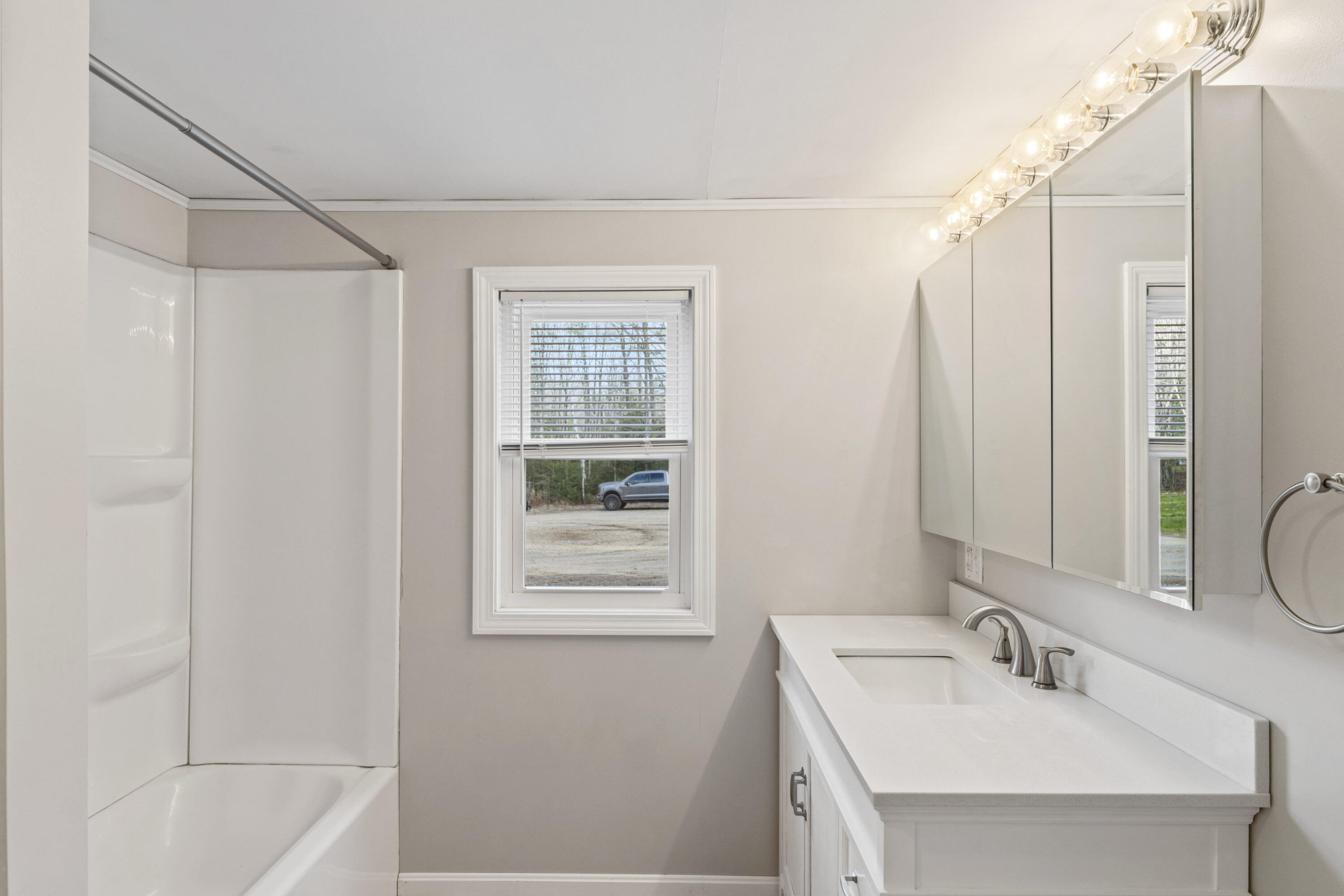 2196 Sanford Road Wells ME 04090