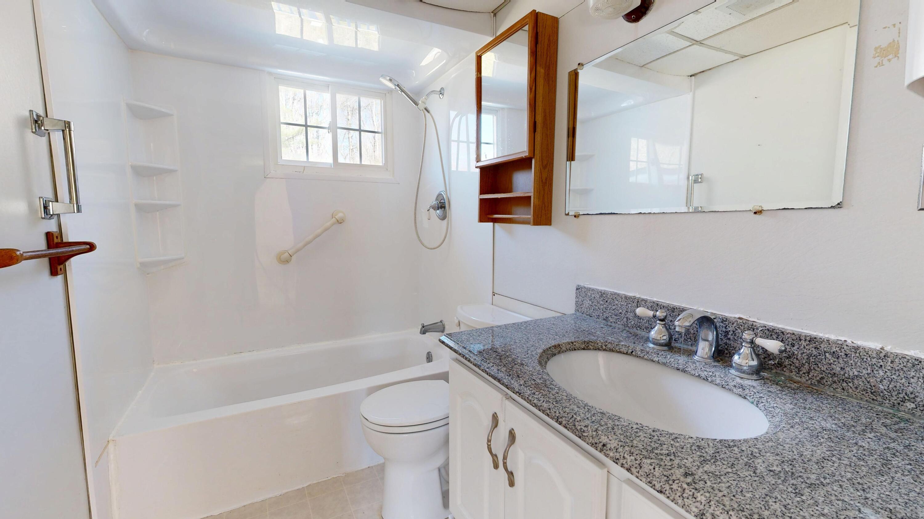 785 Court Street Auburn ME 04210