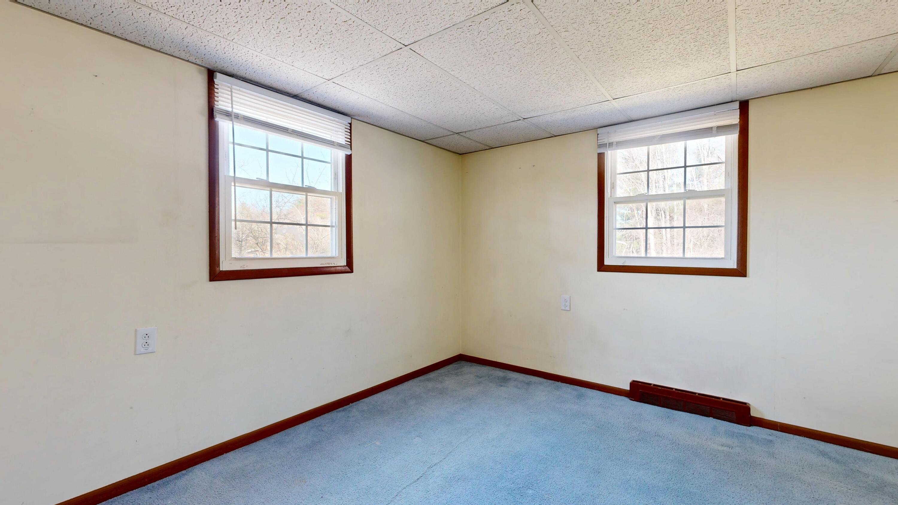 785 Court Street Auburn ME 04210