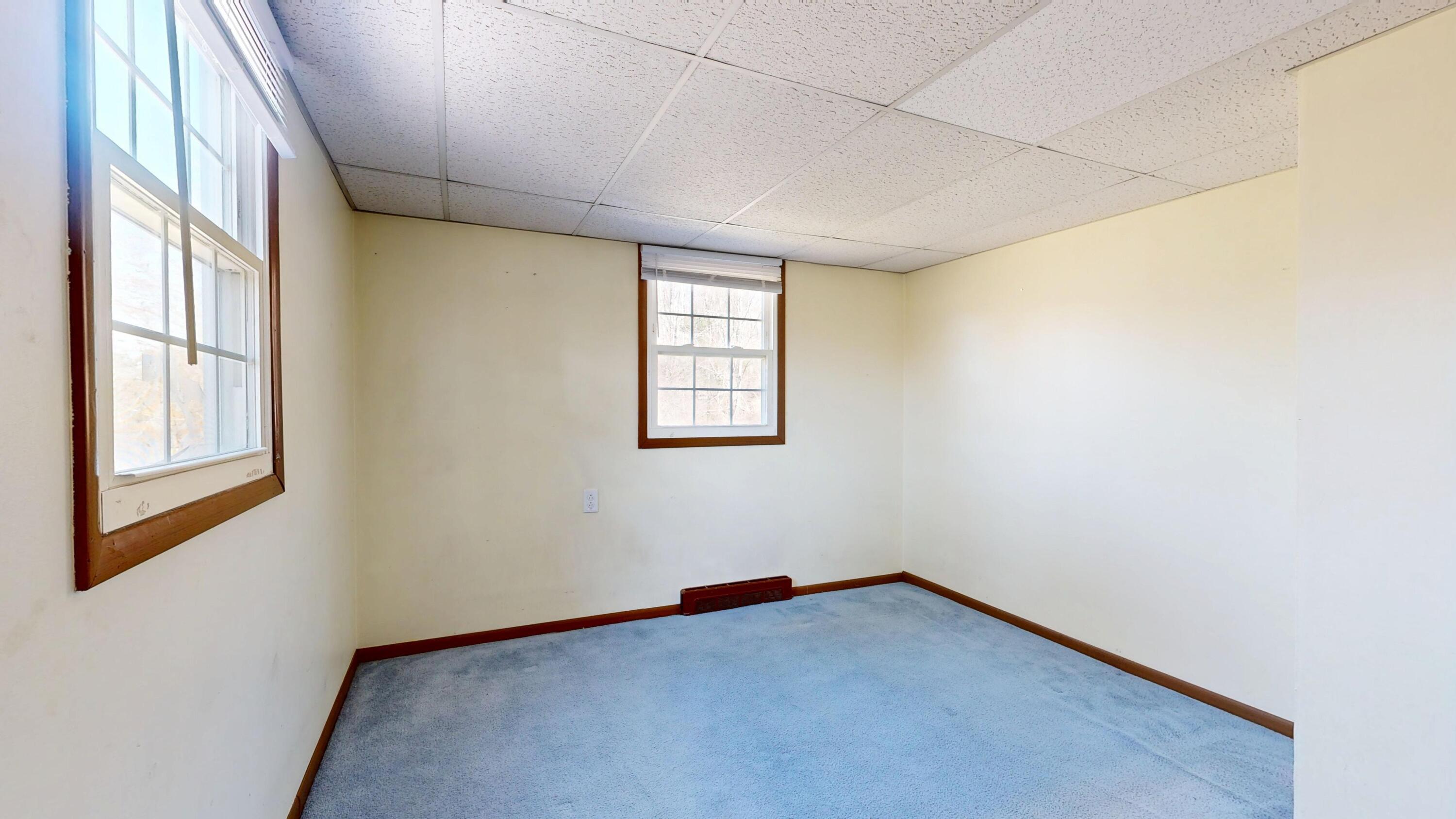 785 Court Street Auburn ME 04210