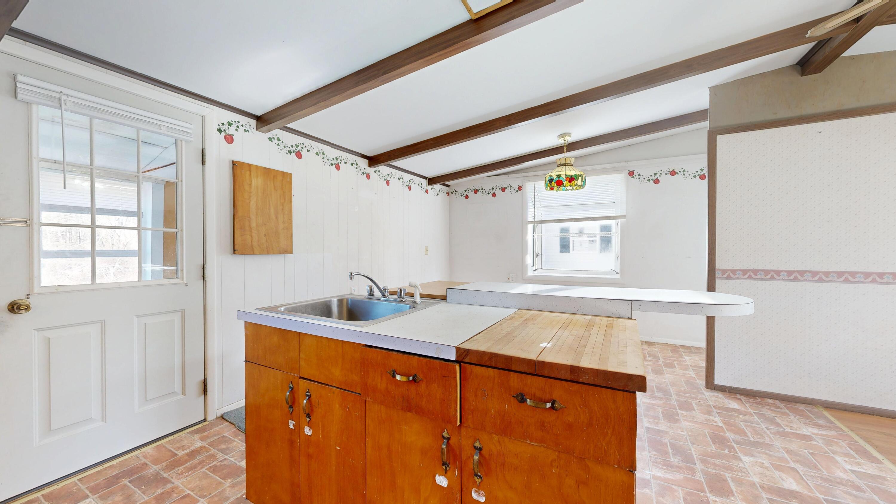 785 Court Street Auburn ME 04210