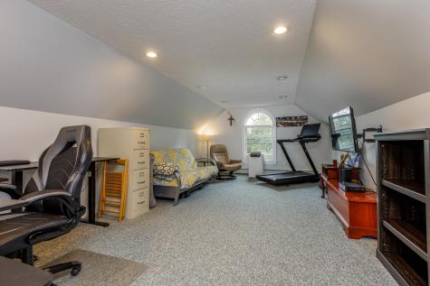 10 Partridge Lane Auburn ME 04210