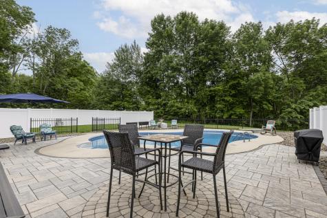 10 Partridge Lane Auburn ME 04210