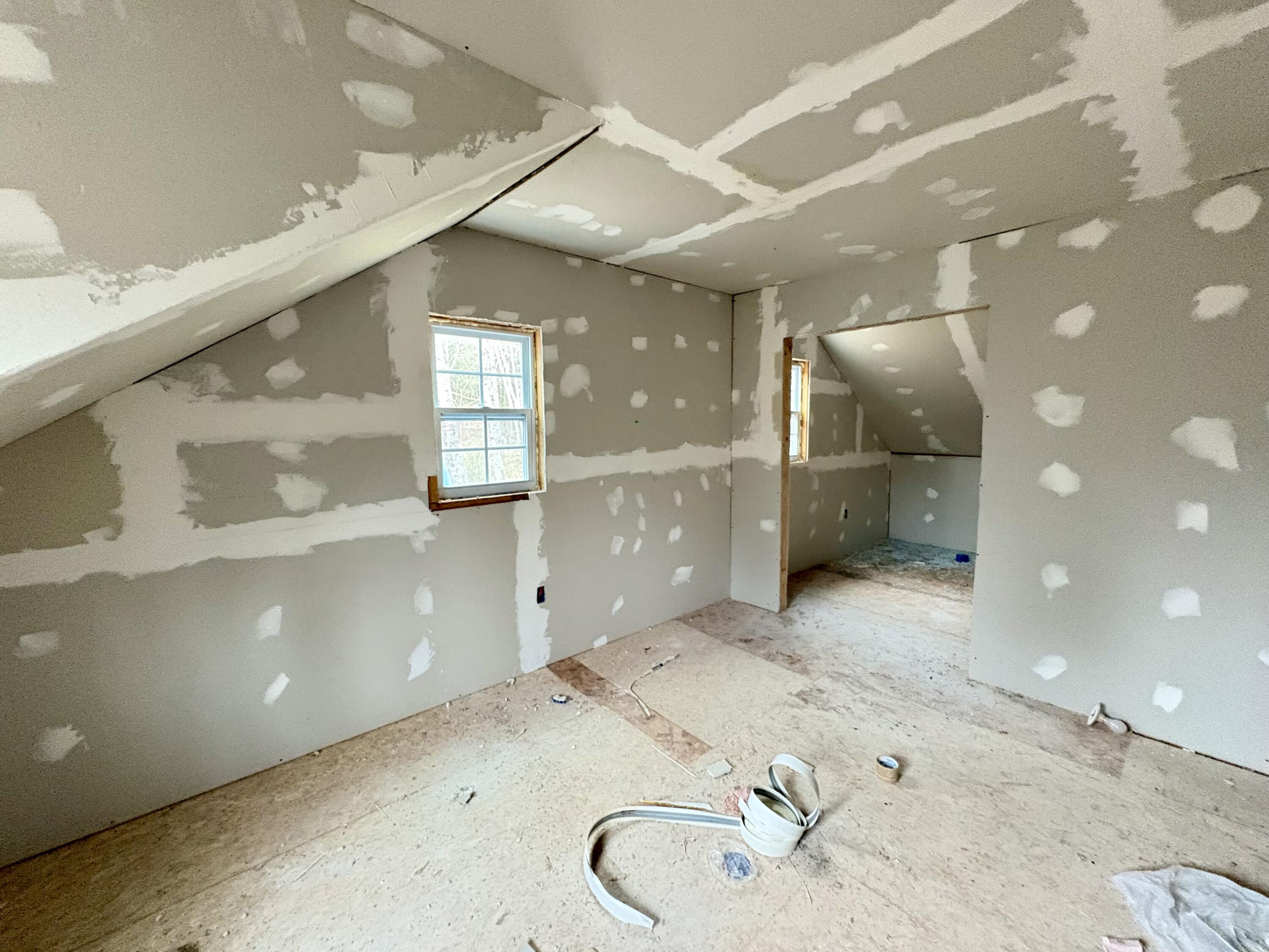 Off Andrews Road Drew Plt ME 04497