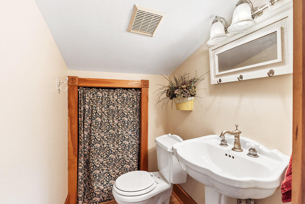 59 Lupine Drive Belgrade ME 04917