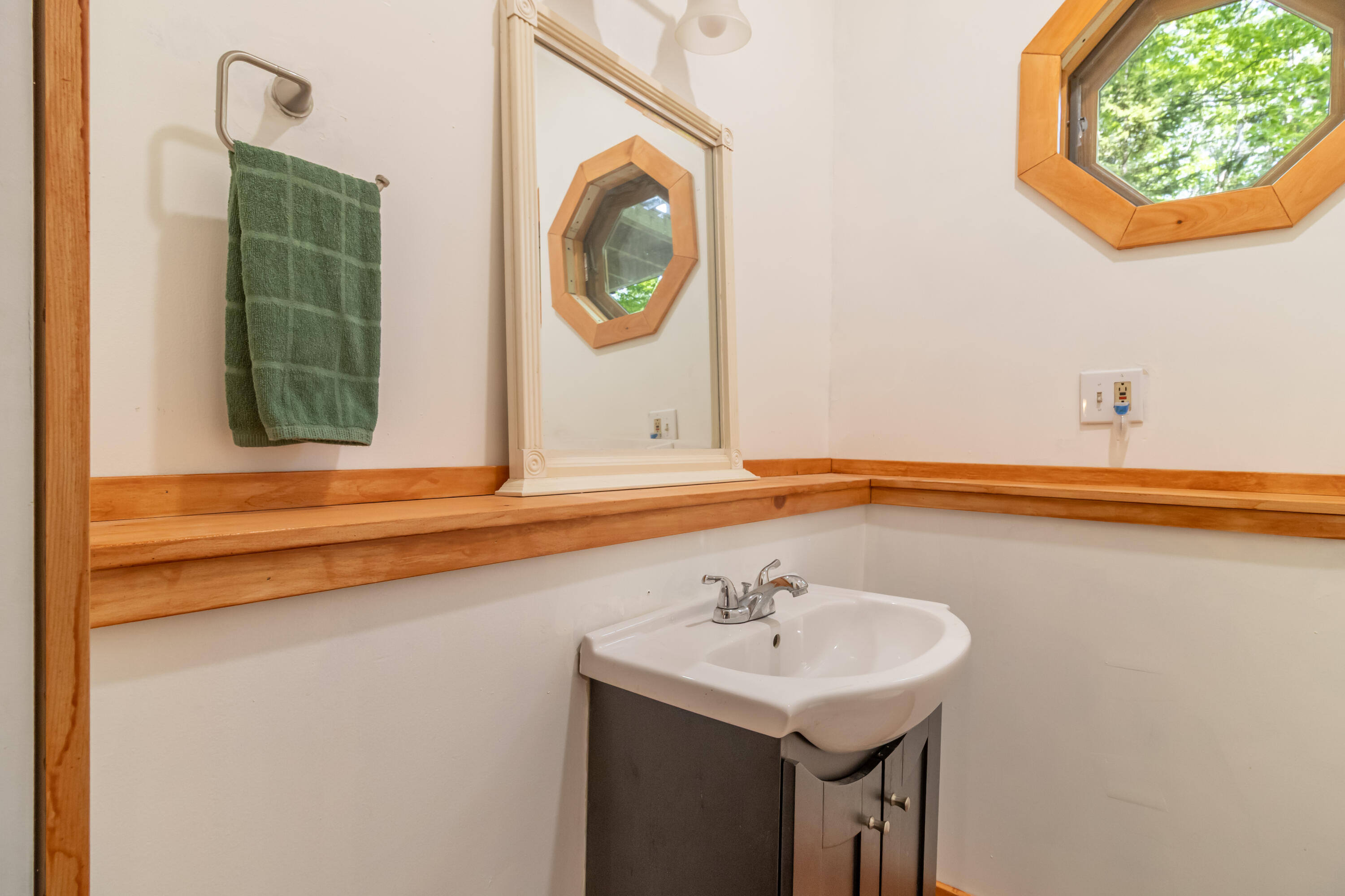 57 Sunset Road Dedham ME 04429