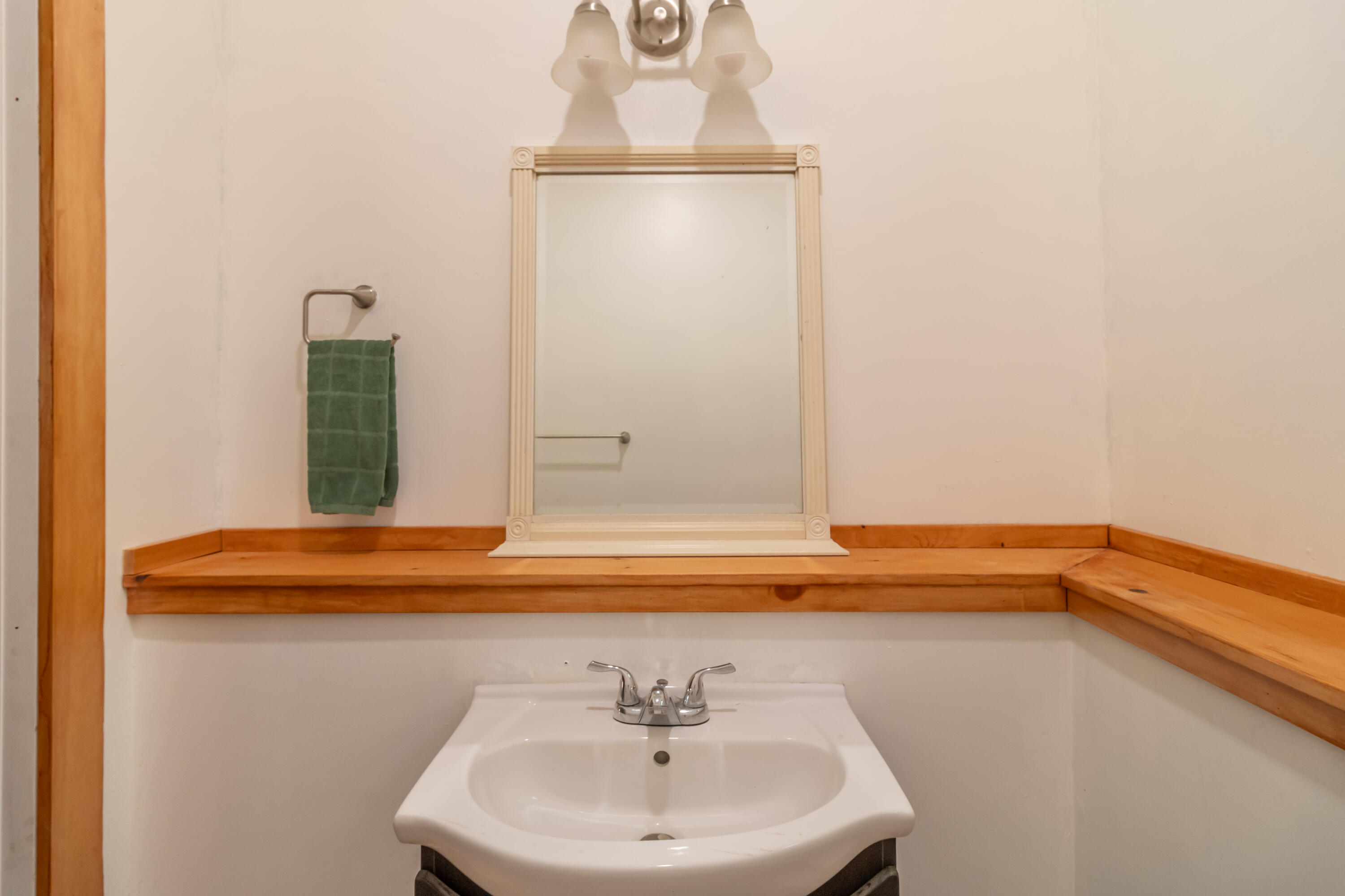 57 Sunset Road Dedham ME 04429