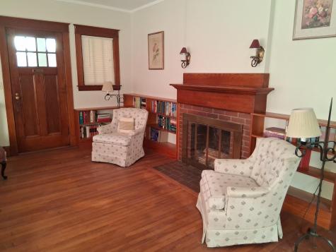 17 Burleigh Street Waterville ME 04901