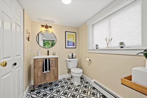 81 Forest Avenue Portland ME 04101
