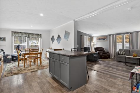 32 James Street Brunswick ME 04011